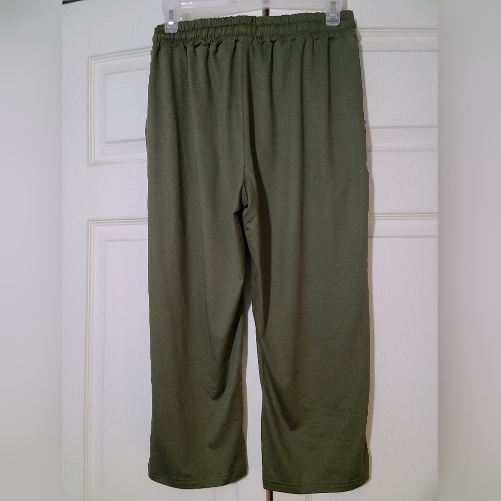 Women's Petite Yoga Pants Small - Picture 2 of 3